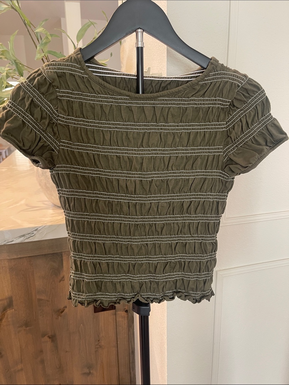 Madewell Olive Green Ruched Short Sleeve Crop Top